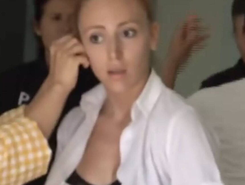 YKS Son Dakika YKS'ye Şortla Gelen Kız