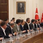 Toplu sözleşme görüşmeleri, Memur-Sen, memur maaşları, kamu işvereni, toplu sözleşme uzlaşmazlık, memur eylemleri, emekli maaşları, hak arama mücadelesi