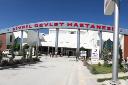 Denizli Çivril Şehit Hilmi Öz Devlet Hastanesinde hastane yemeğinden 78