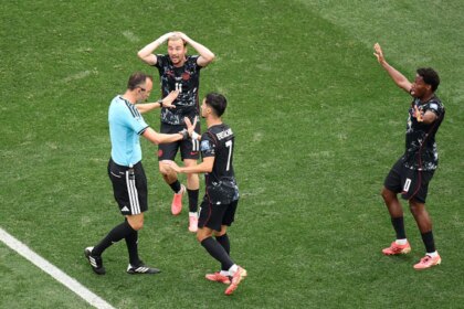 South Africa vs Canada LIVE Score, FIFA World Cup Round Of 32: Canada Players Shocked As Referee Denies Penalty, Crowd Boos | RSA 0-0 CAN