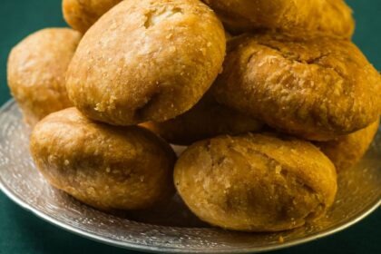 6 Pro Tips To Recreate Jaipur-Style Pyaaz Ki Kachori