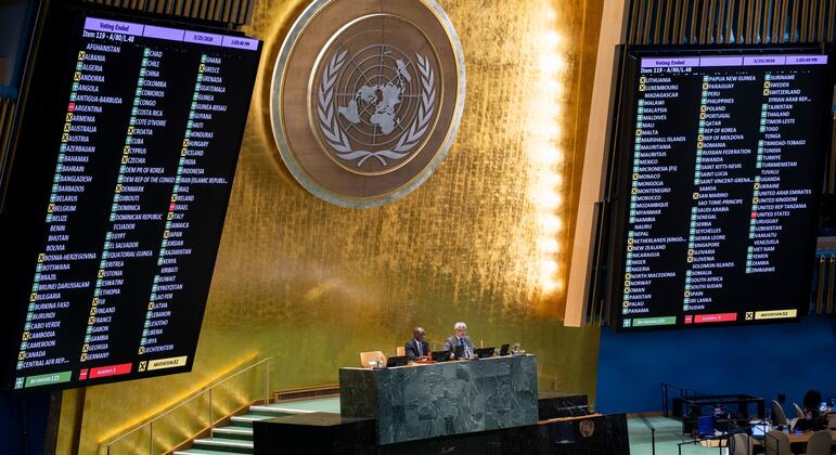 UN resolution urges reparations for slavery’s ‘historical wrongs’