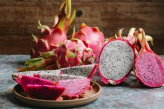 How to Eat Dragon Fruit Safely: Expert Advice and Side Effects Explained