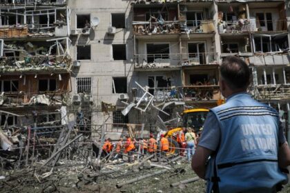 Ukraine: Latest Russian assault leaves at least 14 dead in Kyiv