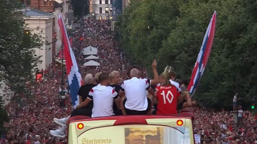 90,000 Fans Give Heroic Welcome To Team Norway After Memorable World Cup