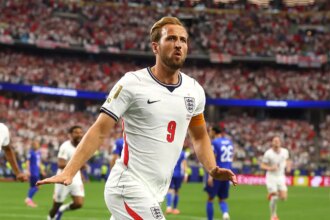 "Harry Kane Is England's Best Ever Striker": 1966 World Cup-Winner Geoff Hurst Gives Ultimate Praise