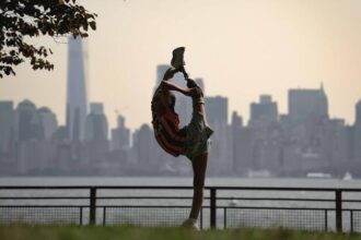 After war took her leg, this Ukrainian gymnast refused to give up