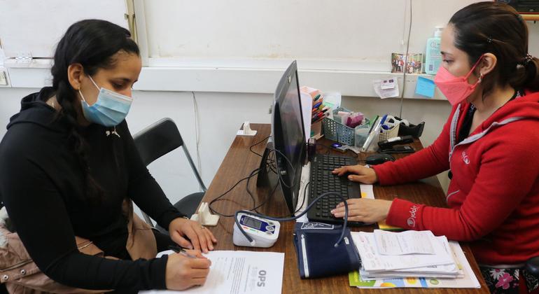 HIV, hepatitis, STI gains at risk as funding falls, WHO warns