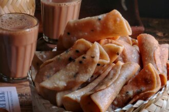 What To Eat (And Avoid) When You Are Craving Restaurant Food This Monsoon