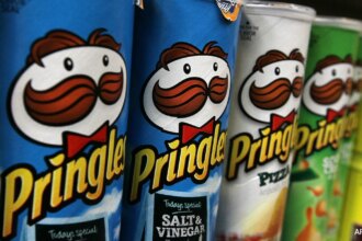 Why Are Pringles Given The Saddle Shape? The Science Behind Their Crunch And Durability