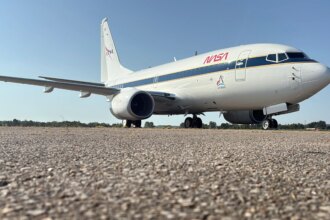 NASA’s 737 Reveals New Paint