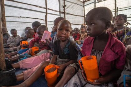 Ebola response in eastern DR Congo must include food aid, WFP says