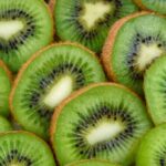 What Is The Right Way To Eat Kiwi? Expert Shares