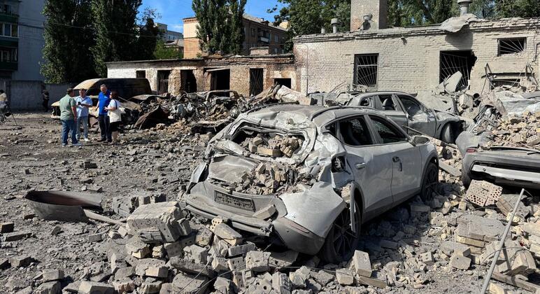 Security Council LIVE: Emergency meeting as Russia launches deadly wave of attacks on Ukraine
