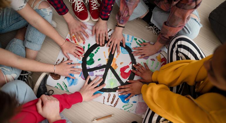 Global action to end violence against children is lagging behind risks: UN expert