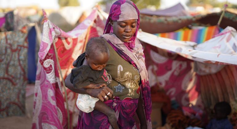 Women ‘first to suffer’ under siege, first to step up as frontline responders in Sudan