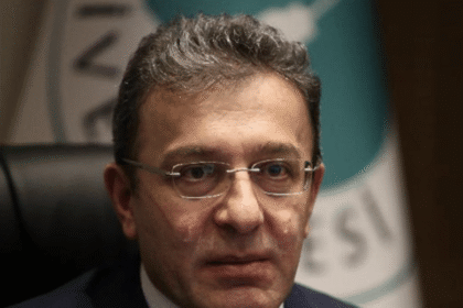 Dokuz Eylül Üniversitesi Rektörü Prof.Dr. Bayram Yılmaz